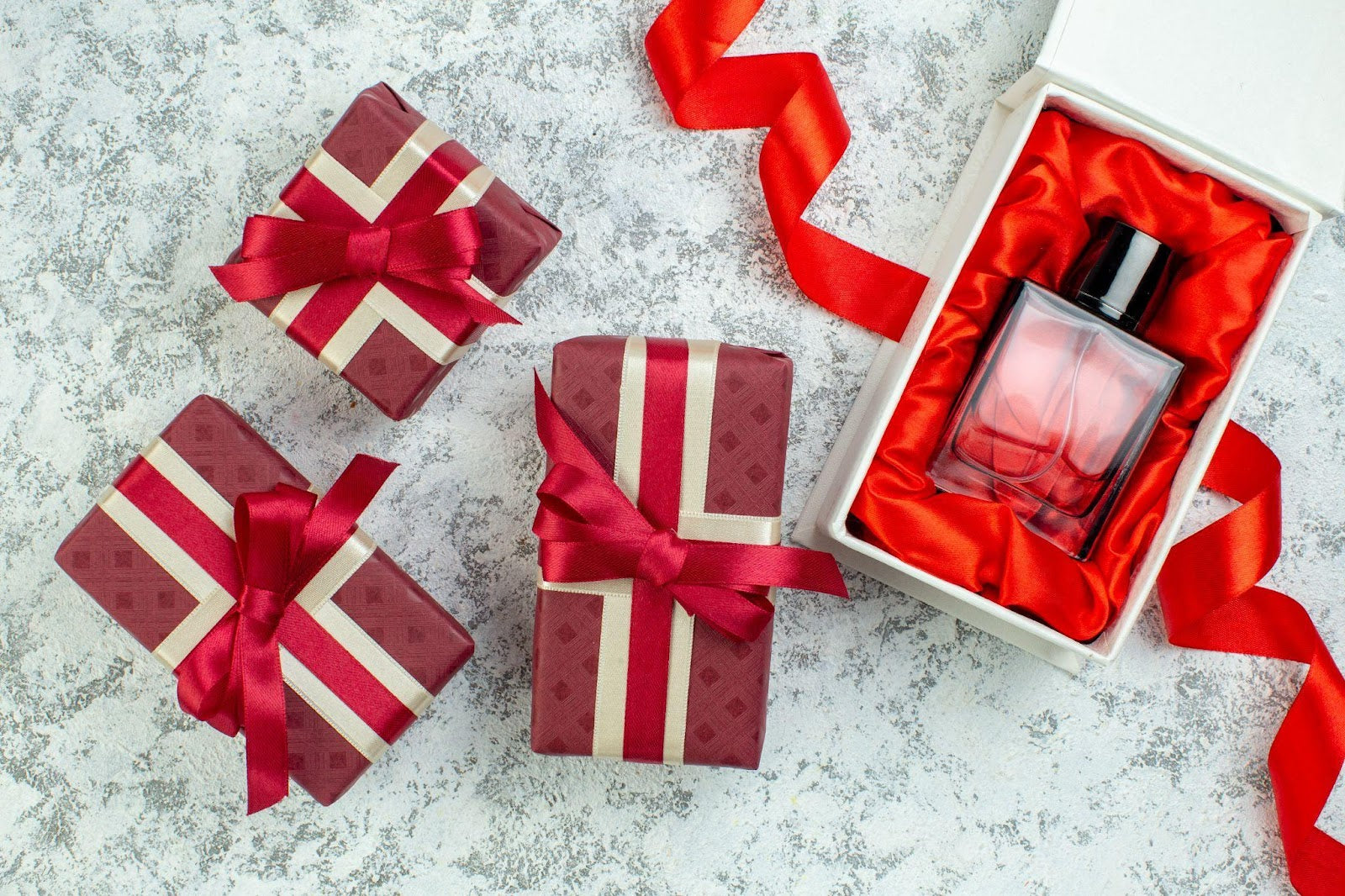 Perfume Gifts That Are Perfect for Every Occasion – Aurel Singapore